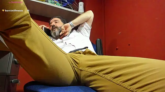Maxi TheBigDaddy online show from February 25, 6:33 pm