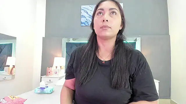 Lauralove 69 online show from February 7, 8:39 pm