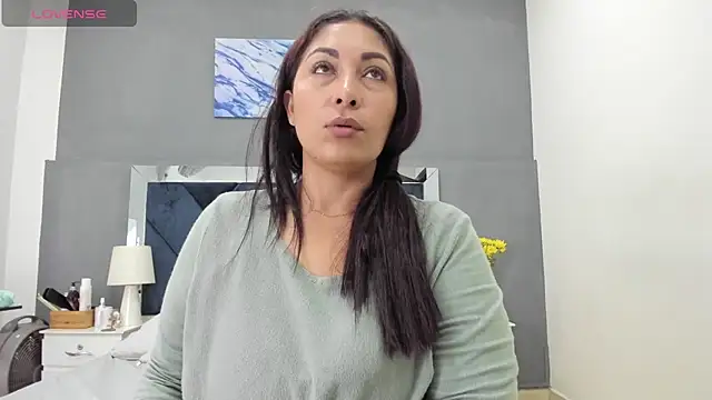 Lauralove 69 online show from November 6, 11:42 pm