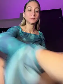 DanikRosse online show from December 23, 4:56 am