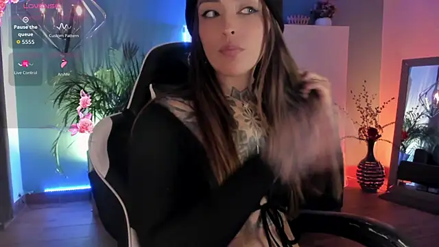 Megan inked online show from April 9, 7:14 am