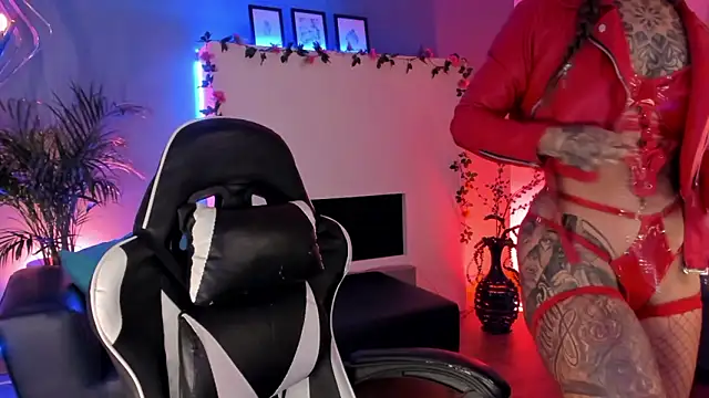 Megan inked online show from February 12, 3:28 am