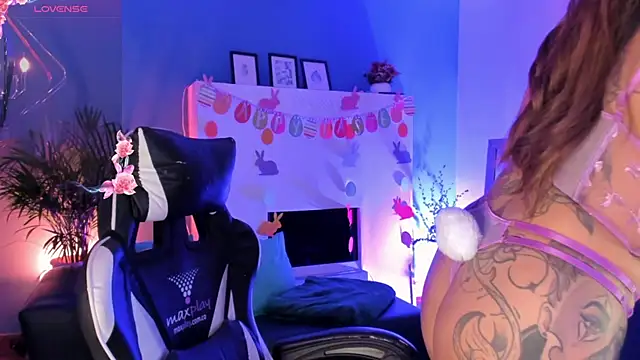 Megan inked online show from April 3, 3:24 am