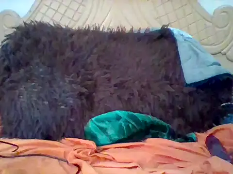 Ebonykezzia online show from February 4, 7:25 am