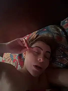 LilaSuni online show from December 3, 1:43 pm