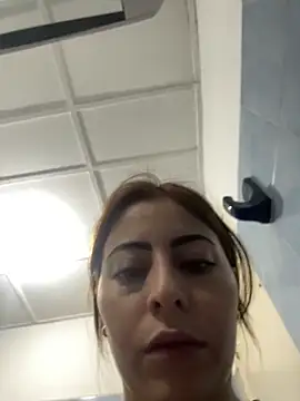 LilaSuni online show from November 25, 1:00 pm