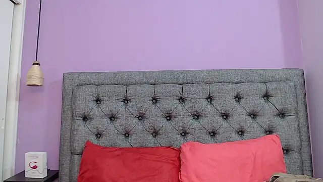 LilaSuni online show from December 2, 4:09 pm