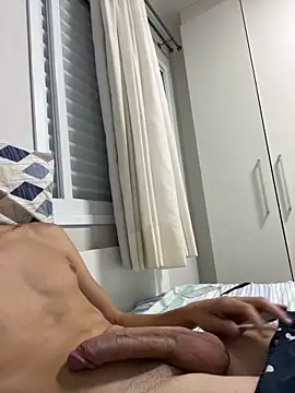 RaRafaellll online show from December 19, 12:14 am