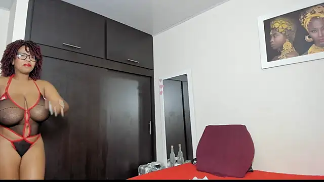 megan-hotxx online show from November 18, 2:59 am