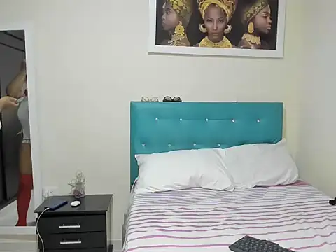 megan-hotxx online show from September 30, 2:39 am