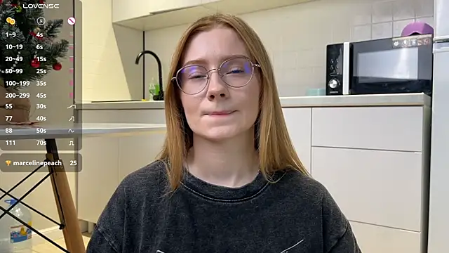 Snapshot of Jaquesxxx chatting on January 9, 4:17 pm Jaquesxxx online show from January 9, 4:17 pm