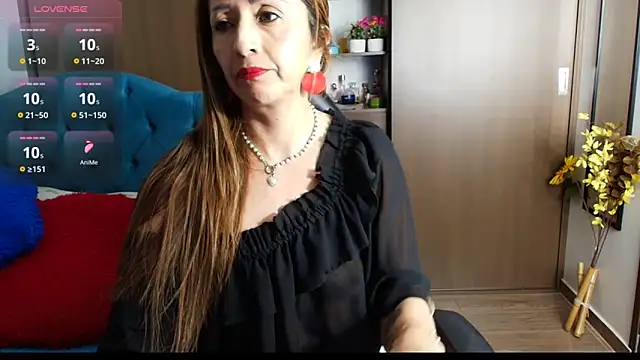 Snapshot of valeria_teiku chatting on October 1, 12:49 am valeria teiku online show from October 1, 12:49 am