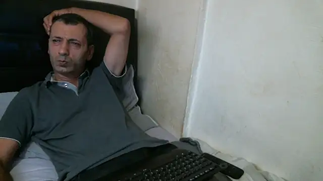 Snapshot of Rator_2 chatting on September 12, 9:03 pm Rator 2 online show from September 12, 9:03 pm