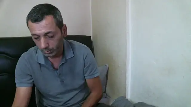 Snapshot of Rator_2 chatting on October 4, 1:56 pm Rator 2 online show from October 4, 1:56 pm