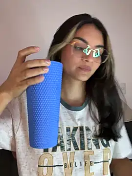 Cat2525 online show from April 4, 1:23 am