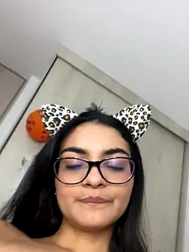 Cat2525 online show from October 31, 2:52 am