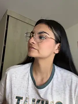 Cat2525 online show from April 12, 9:29 pm