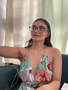 Cat2525 online show from December 21, 7:26 pm