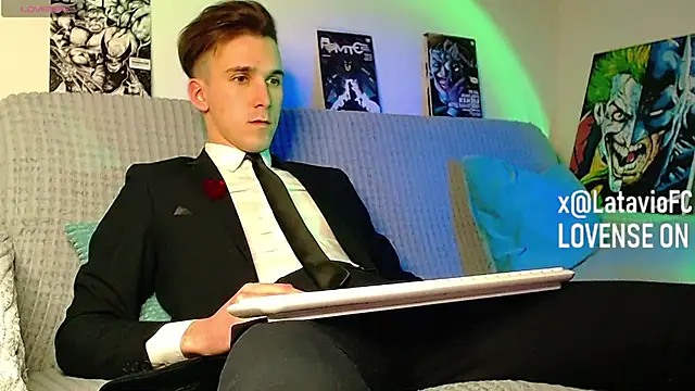 Midnighter  online show from April 1, 10:39 pm