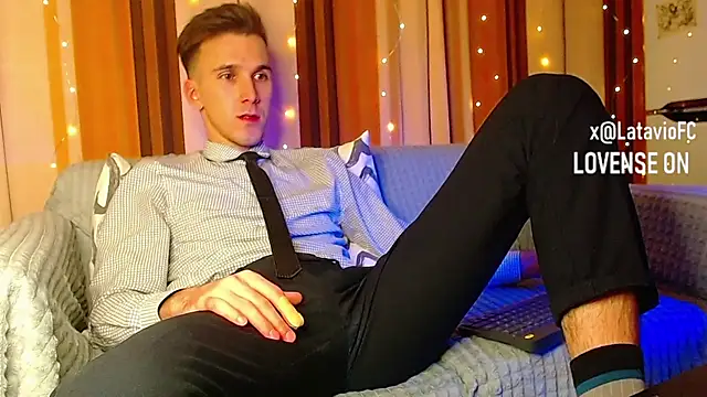 Midnighter  online show from December 13, 11:11 pm