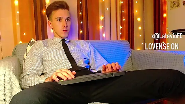 Midnighter  online show from December 21, 10:54 pm