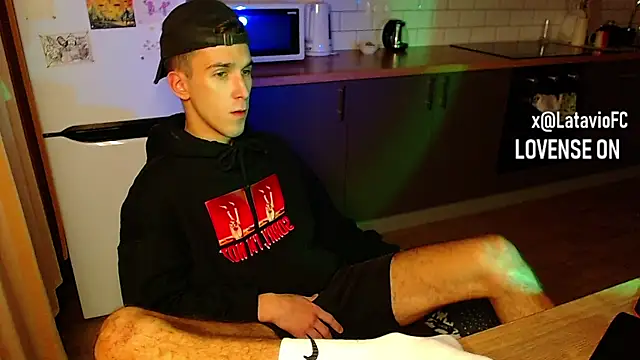 Snapshot of Midnighter_ chatting on September 22, 8:04 pm Midnighter  online show from September 22, 8:04 pm