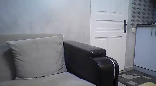 Snapshot of WildScorpio86 chatting on March 21, 2:51 pm WildScorpio86 online show from March 21, 2:51 pm