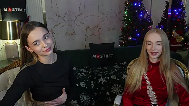 Snapshot of Amelia_Blaze chatting on January 9, 11:45 pm Amelia Blaze online show from January 9, 11:45 pm