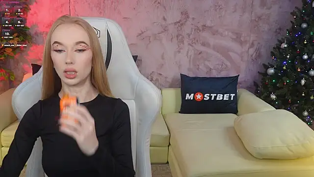 Snapshot of Amelia_Blaze chatting on December 12, 7:30 am Amelia Blaze online show from December 12, 7:30 am