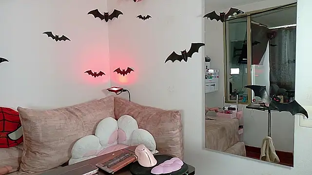 megan doll2 online show from October 29, 8:52 pm