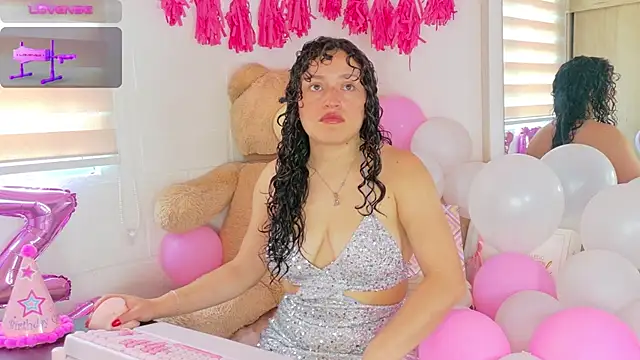 megan doll2 online show from May 8, 4:55 pm