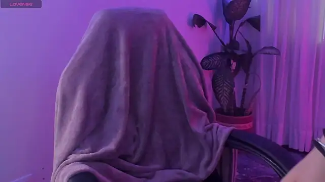 scarlet miller1 online show from October 1, 12:31 pm