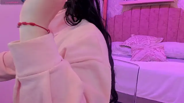 scarlet miller1 online show from October 25, 11:53 am