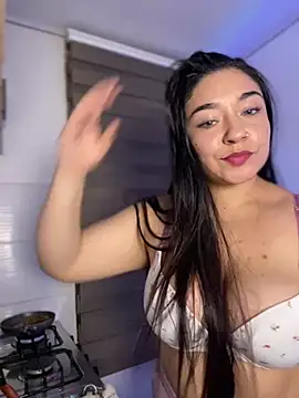 Snapshot of scarlet_miller1 chatting on August 1, 5:16 am scarlet miller1 online show from August 1, 5:16 am