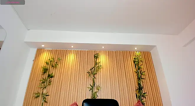 Snapshot of charlottewhitte chatting on June 12, 12:14 pm charlottewhitte online show from June 12, 12:14 pm