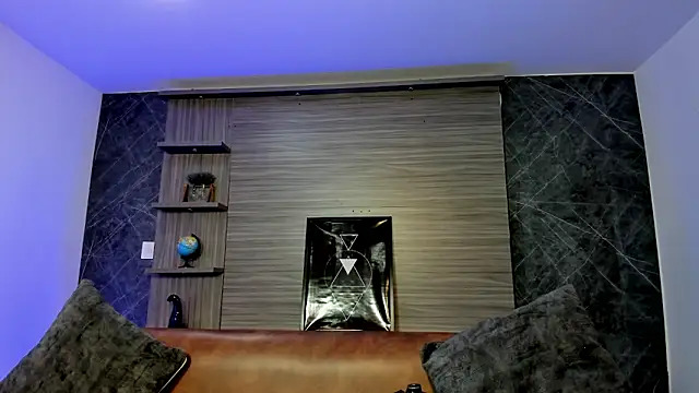 charlottewhitte online show from December 20, 3:48 pm