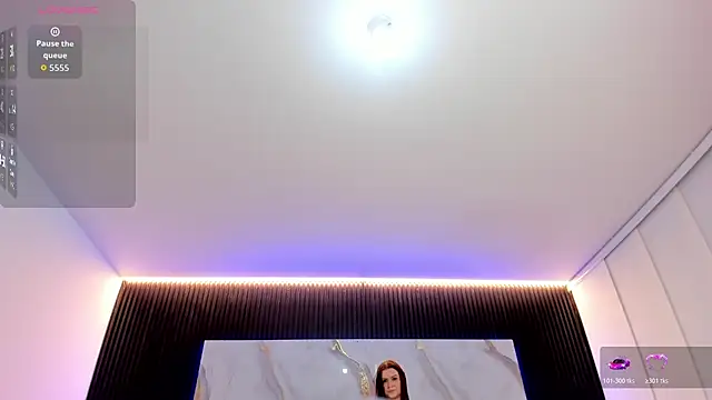 charlottewhitte online show from March 11, 11:37 am