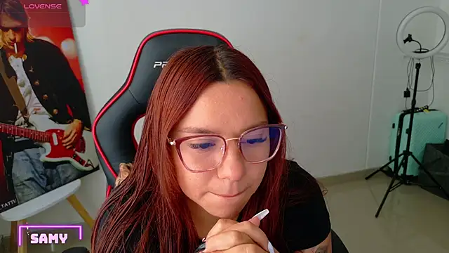 Snapshot of samantha_tattu chatting on February 6, 7:21 pm samantha tattu online show from February 6, 7:21 pm