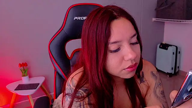 Snapshot of samantha_tattu chatting on May 12, 6:47 pm samantha tattu online show from May 12, 6:47 pm