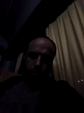 mustican422 online show from October 5, 9:16 pm