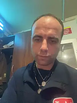 mustican422 online show from December 7, 11:29 pm