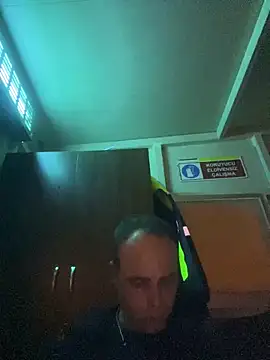 mustican422 online show from December 6, 1:46 am