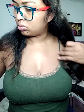 Snapshot of chalohott chatting on February 9, 12:47 pm chalohott online show from February 9, 12:47 pm