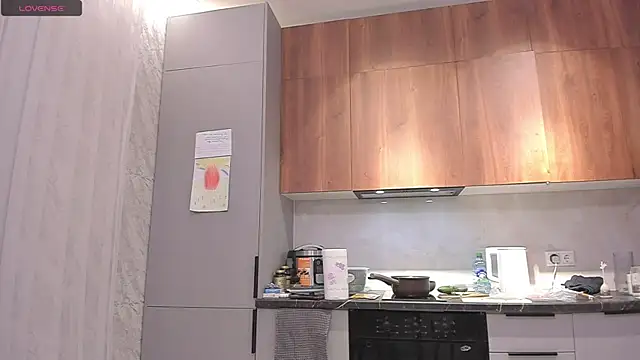 PatriciaBlairs online show from April 14, 6:24 pm