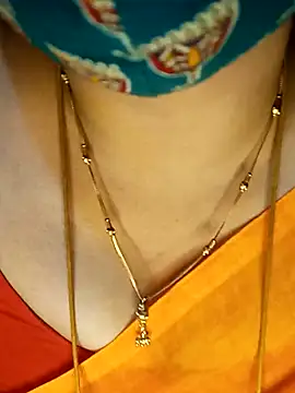 tuttifrutti17 online show from December 6, 5:38 pm