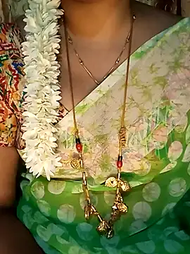 tuttifrutti17 online show from February 3, 5:35 pm