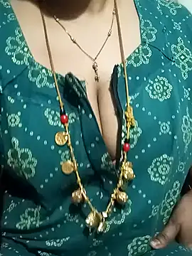 tuttifrutti17 online show from January 27, 3:15 am