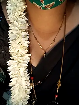 tuttifrutti17 online show from February 17, 5:23 pm