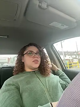 QueenNuttCollector online show from March 16, 10:42 pm