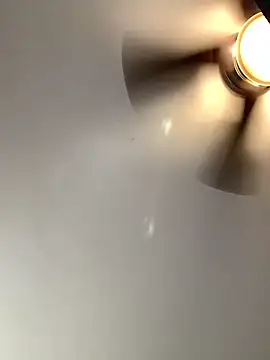 QueenNuttCollector online show from April 1, 4:04 pm